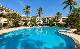 Hermoso apartamento en Manzanillo con alberca y cancha de tenis, Ideal para relajarse y disfrutar de una escapada tranquila en el paraíso tropical